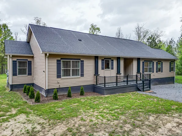 920 Mason Bates Bend Rd, Centerville, TN 37033
