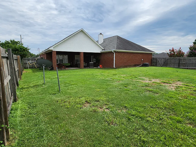 3928 Frontier St — Photo 17