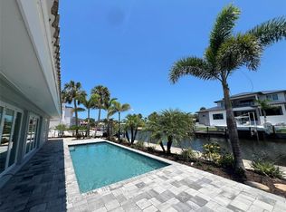 935 Contento St, Sarasota, FL 34242