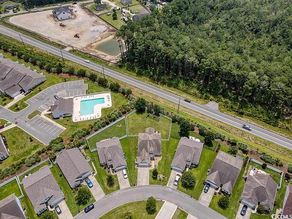 4th image of 733 Bonita Loop