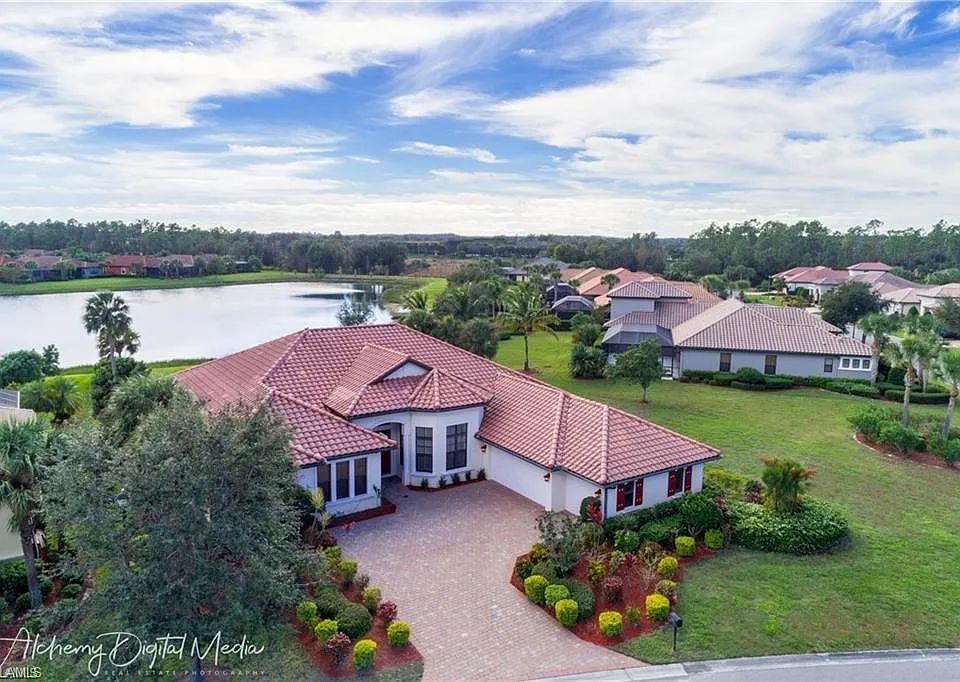 12501 Fairmont Dr