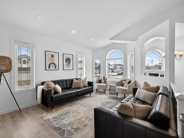 16528 68th St NW, Edmonton, AB T5Z 3T2