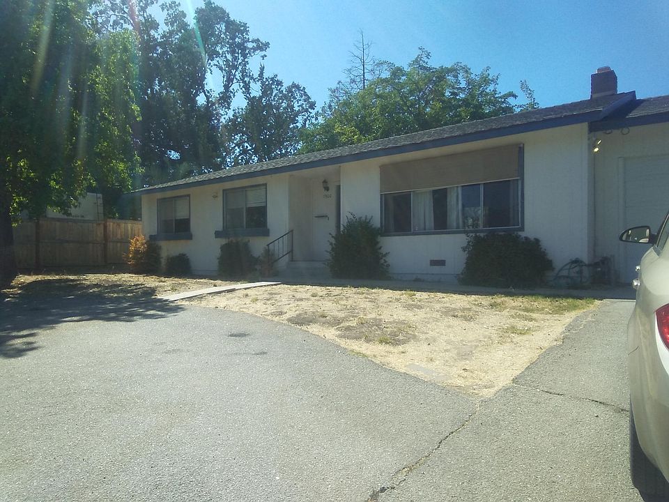 1st image of 7900 Carmelita Ave