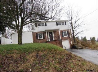 1110 Greenhill Rd, York, PA 17403