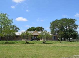 4347 Fm 539, Floresville, TX 78114