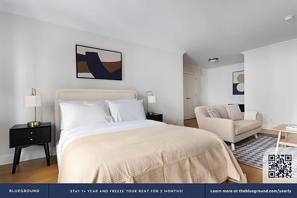 Rented by The Blueground | media 12