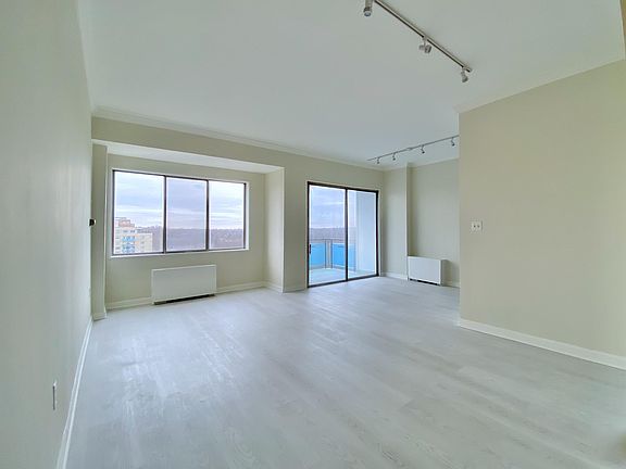5th image of 10500 Rockville Pike Unit 1517