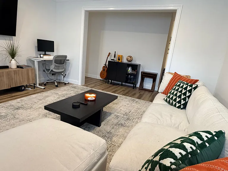 10 Nosband Ave #1A — Photo 8