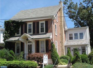 211 N Main St, Souderton, PA 18964