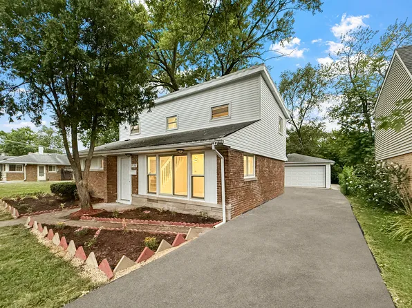 17138 Burnham Ave, Lansing, IL 60438