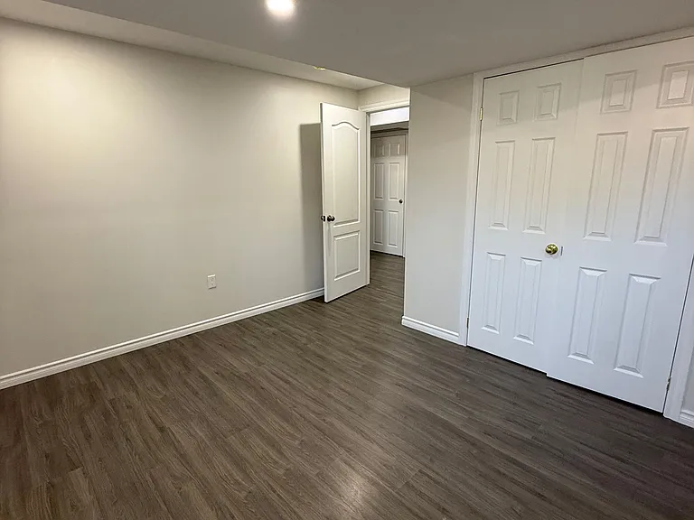 135 Monarch St #BASEMENT — Photo 19