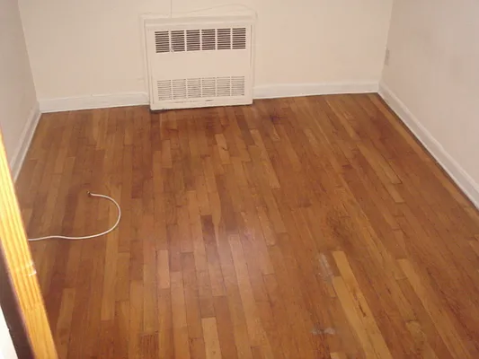 Rented by Metroline Realty | media 87