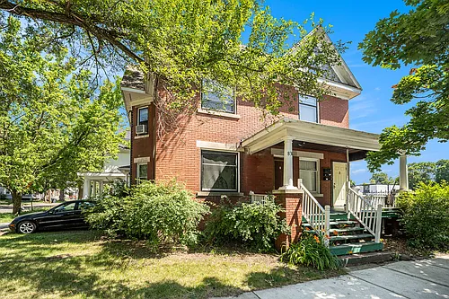838 W Cedar St #2 Photo 1