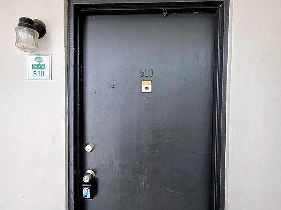 5th image of 1830 Maravilla Ave APT 510