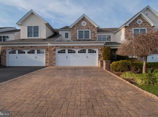 277 Sydney Rd, Holland, PA 18966