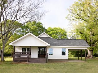 456 Cole Rd, Columbus, MS 39702