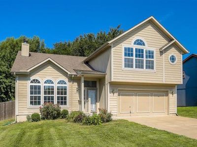 12312 Crystal Ave, Grandview, MO, 64030