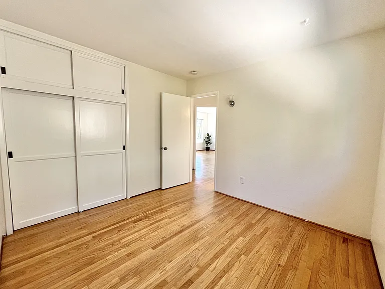 604 W Pennsylvania Ave — Photo 18
