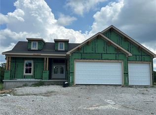 2829 SW Heartland Rd, Lees Summit, MO 64082