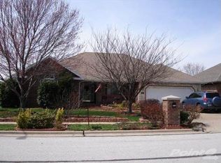 3581 S Suburban Ave, Springfield, MO 65807