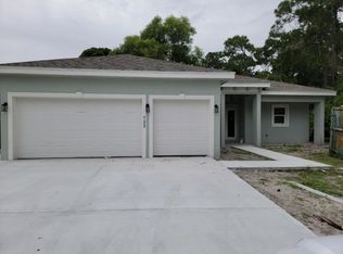 722 NW Grenada St, PORT ST LUCIE, FL 34983