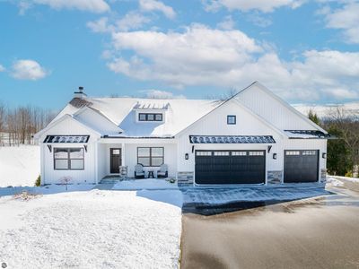 3535 Foxpoint Ct, Traverse City, MI, 49685