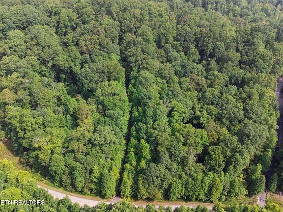 5th image of 228 Crystal Springs Rd