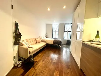 Rented by Evergreen Realty & Investments