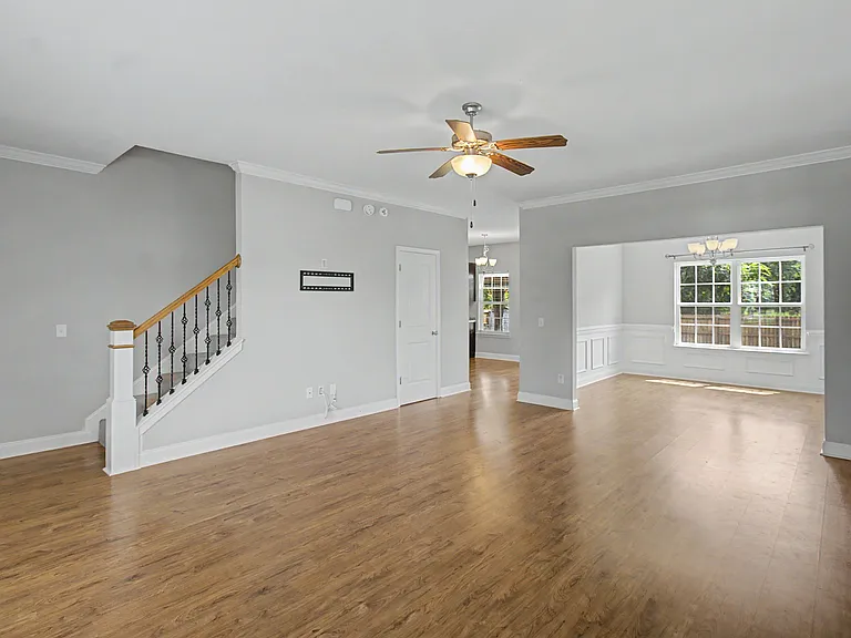 245 Alcott Cir — Photo 3