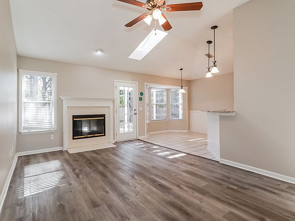 3rd image of 3343 Shauna Oaks Cir E
