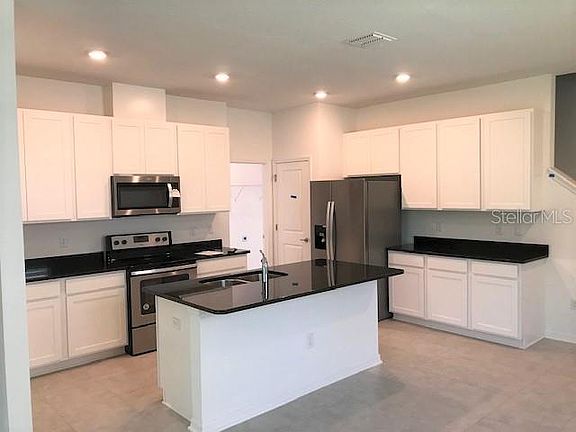 3rd image of 15023 Abby Birch Pl