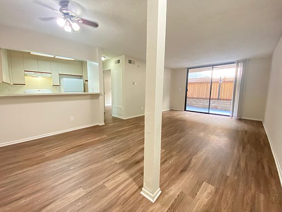3rd image of 10822 Otsego St APT 104