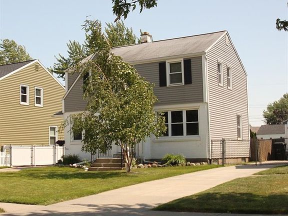 2nd image of 65 Twyla Pl