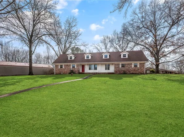 701 Pleasant Vw, Rogers, AR 72756