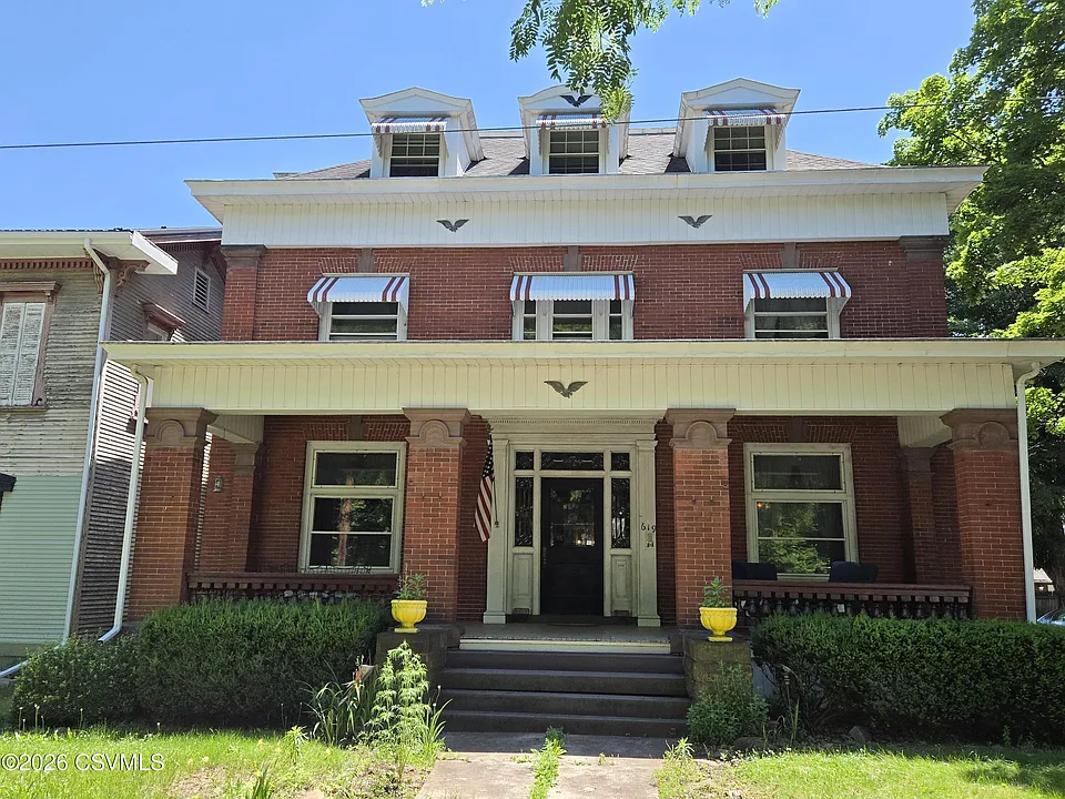 619 N Front St #4