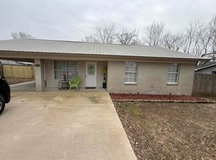 907 N Fir St #A, Beebe, AR 72012