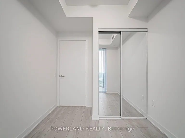 5858 Yonge St #2423 — Photo 34