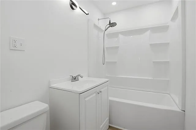 327 Wainwright Dr — Photo 15
