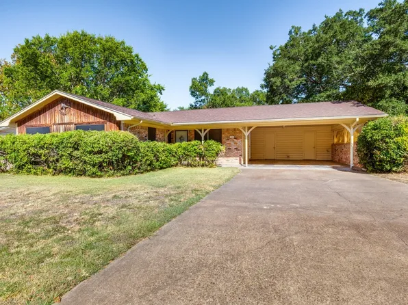 806 Loy Ln, Ennis, TX 75119