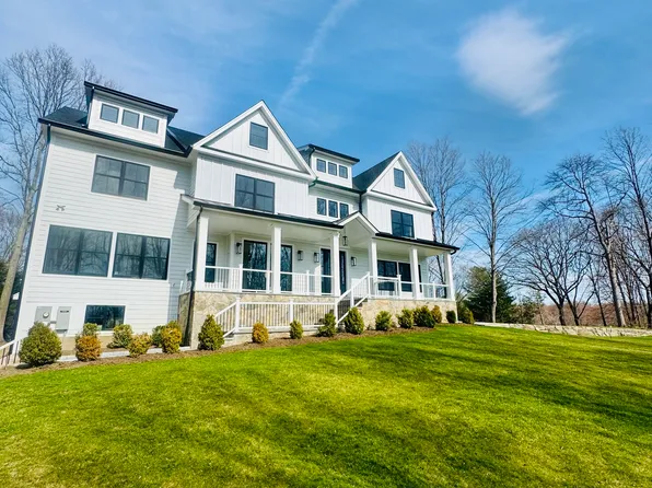 150 Wildwood Road, Stamford, CT 06903