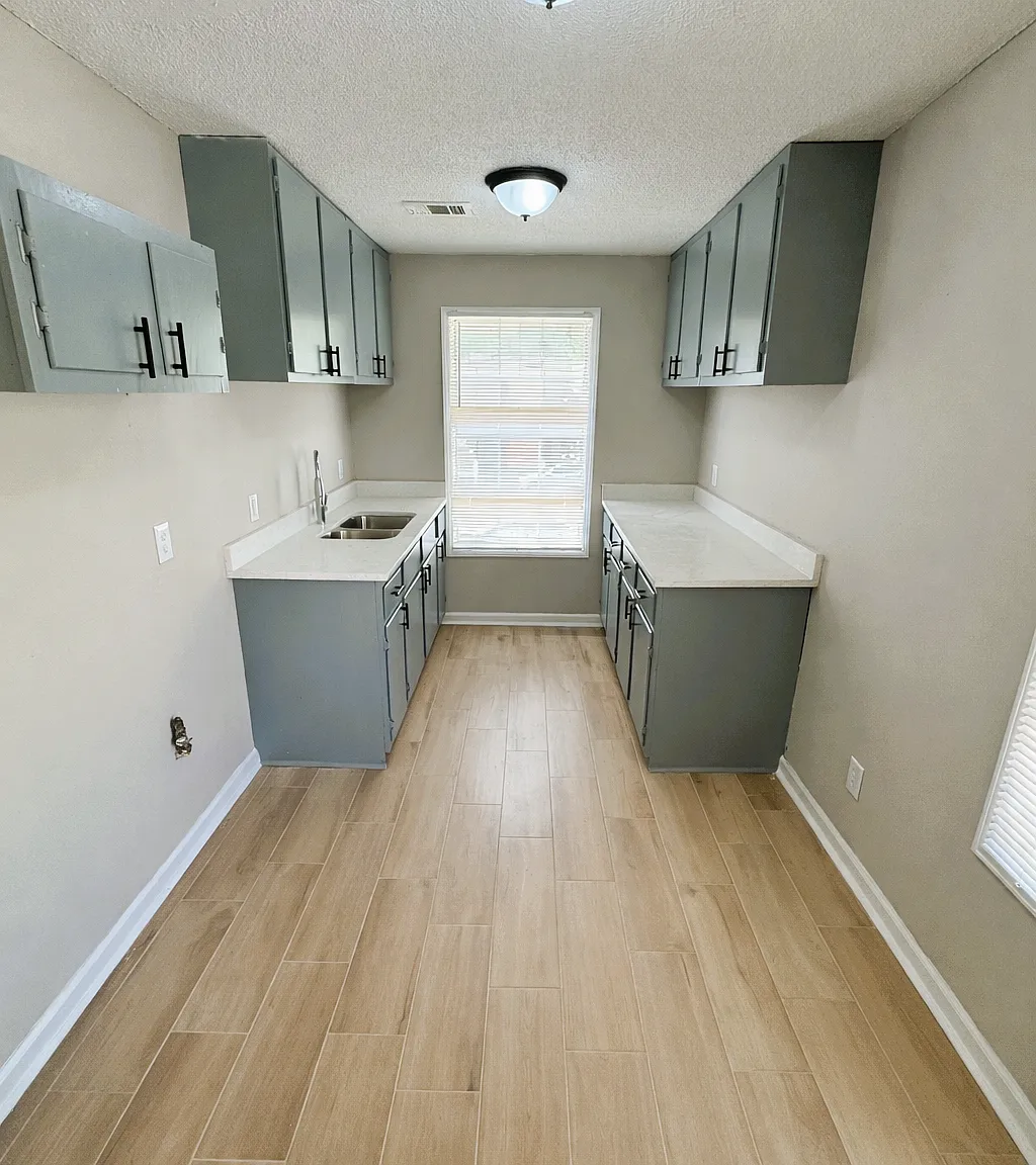 3453 Southern Avenue - 201 — Photo 4