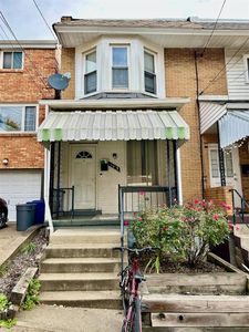 3913 Nantasket St, Pittsburgh, PA, 15207