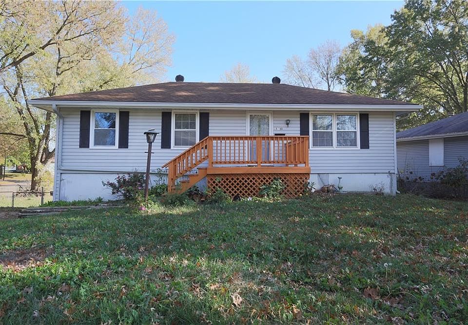 1st image of 13723 Parker Ave