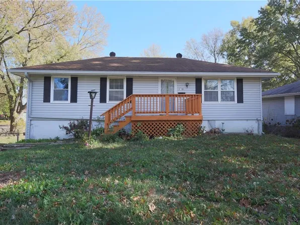 13723 Parker Ave, Grandview, MO 64030