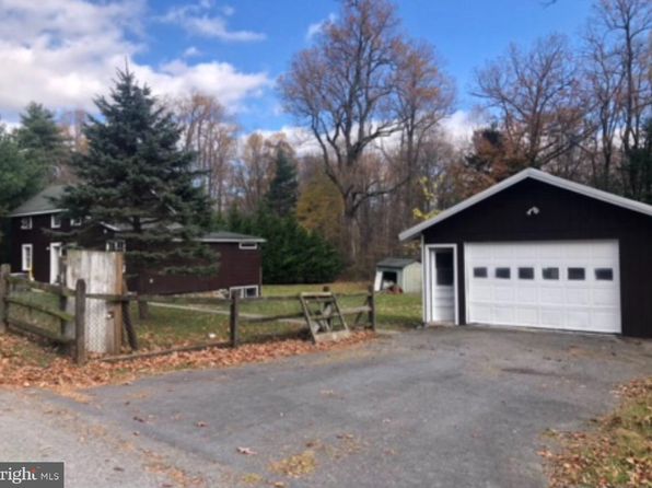 12956 Pennersville Rd, Waynesboro, PA 17268