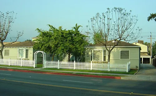 166 N Allen Ave Photo 1