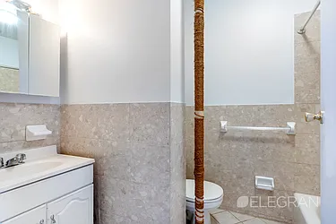 Rented by (Legacy) Elegran