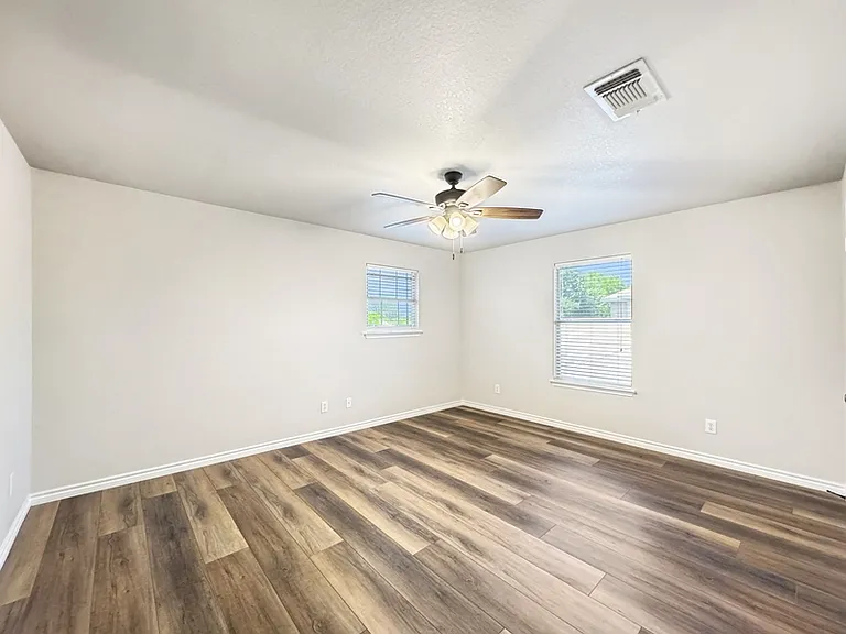 6910 Hallie Spirit — Photo 24