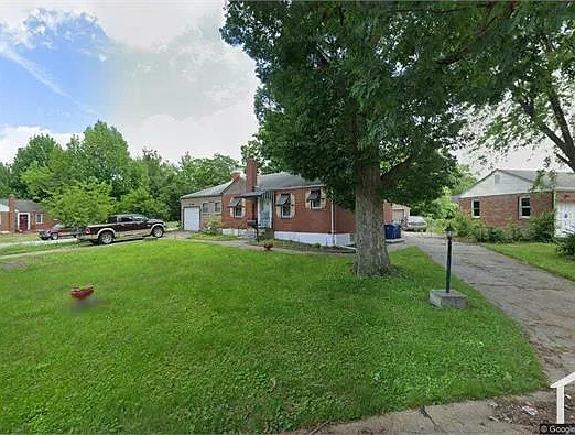 116 Henquin Dr