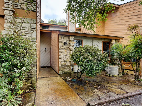 41 Cypress Fairway Vlg, Wimberley, TX 78676